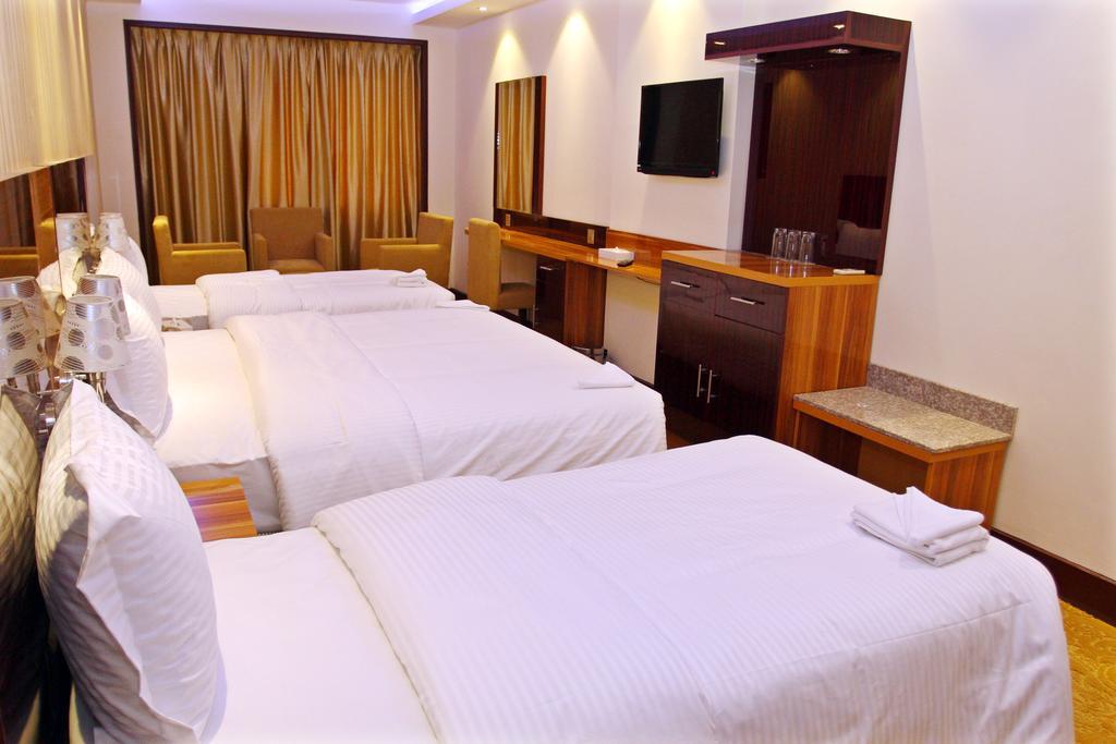 Fal Hotel L.L.C Dubai Zimmer foto